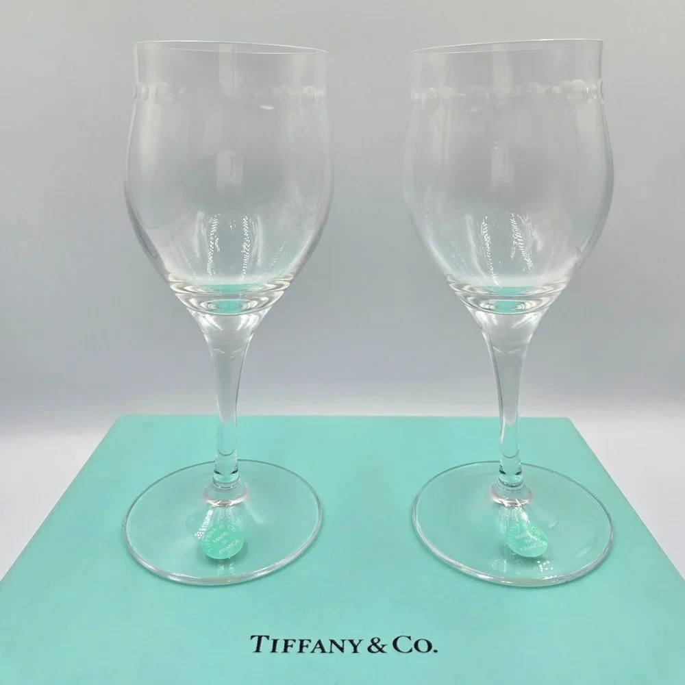 Tiffany & Co NEW Crystal Wine Glasses Set of 2 Etched Platinum Band Gift Boxed